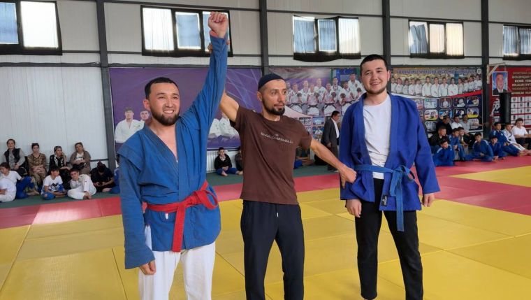 Xorazmda diniy soha xodimlari o‘rtasida kurash bo‘yicha viloyat bosqichi o‘tkazildi