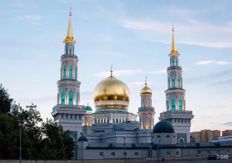 Москвичей приглашают в Соборную мечеть на выставку «Мир Корана»