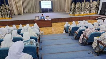 عقد الإجتماع بمشاركة المرشدات الدينيات