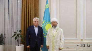 Верховный муфтий Казахстана встретился с послом страны в Узбекистане