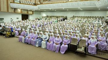 عشية العطلة العظيمة عقدت المرشدات الدينيات الندوة التعليمية