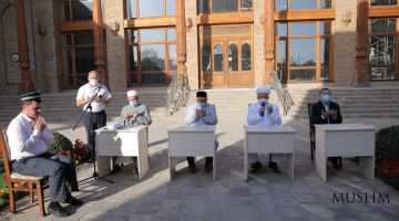 Muftiy hazratlari abituriyentlarga muvaffaqiyat tiladilar