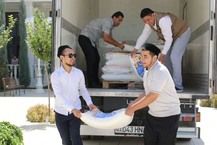 Bayram shukuhi xonadonlarga kirib boryapti