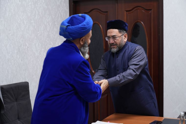 المواطنون مسرورا جدا من الاهتمام والرعاية