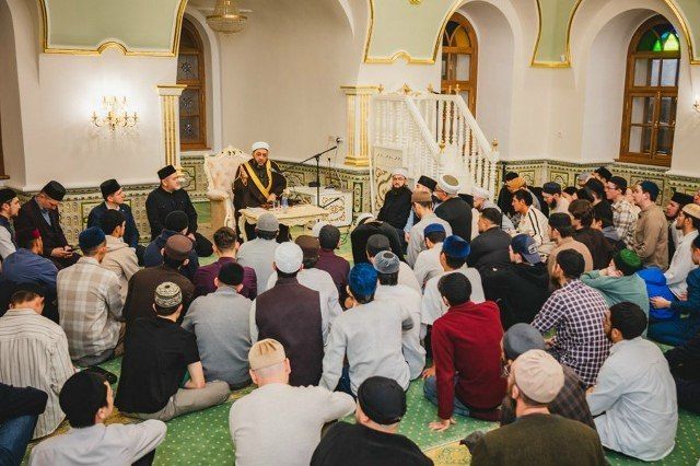 В Казани стартуют уроки по «Сахих аль-Бухари» от шейха Маъмуна ар-Рави