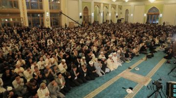 كانت ليلة القدر مليئة بالفيض والبركات و في نفس الوقت الذي صلى فيه الملايين من شعبنا  وتضرعوا إلى الله بالدعاء الخالص.