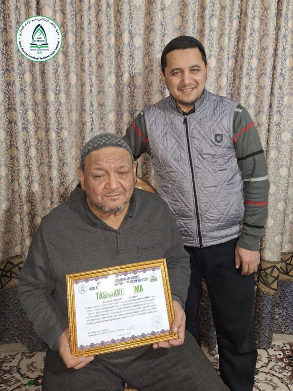 Фарзанди таълимига эътиборли ота-оналар эътироф этилди (фото+)