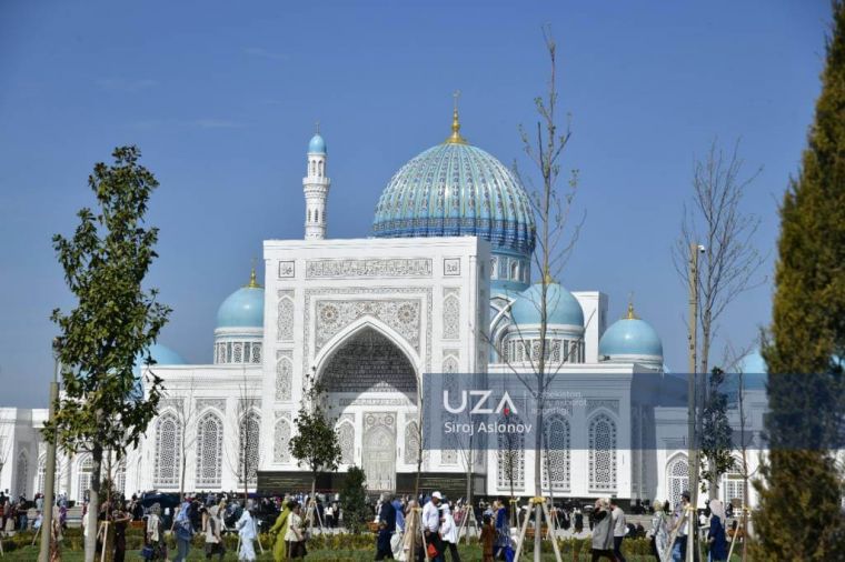 Янги қиёфадаги Имом Бухорий мажмуаси: зиёрат ва маърифат маскани