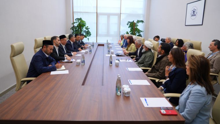 Diniy idorada xorijlik olimlar bilan samimiy suhbat o‘tkazildi