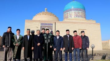 Mehmonlar azim Buxoroda