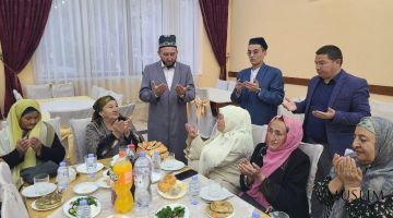 توزع التبرعات على مواطنينا في شهر الخير والكرم