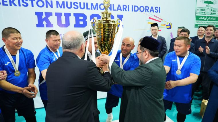 “Ўзбекистон мусулмонлари идораси кубоги” волейбол мусобақаси ғолиби — Қашқадарё жамоаси!
