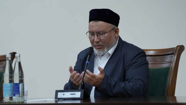 HAMKOR JURNALIST, BLOGЕR VA MATBUOT KOTIBLARI QUTLANDI