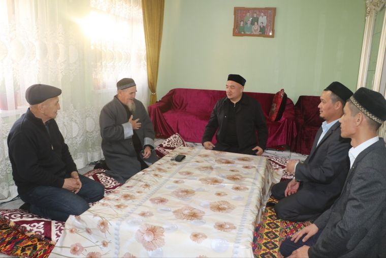 Чимбойда аҳоли вакиллари ҳолидан хабар олинди