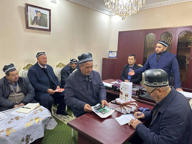 Qumqo‘rg‘onda faol din peshvolari taqdirlandi (foto+)