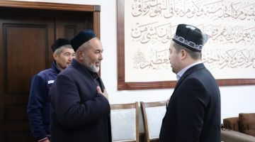 Bosh imom-xatib fuqarolarni qabul qildi