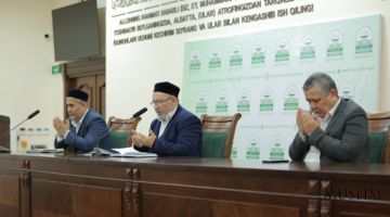 وعقدت مائدة مستديرة في الإدارة الدينية بمشاركة الشباب