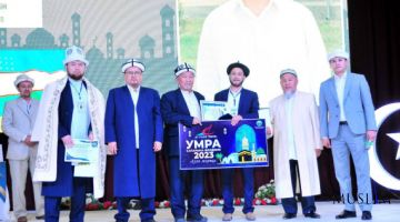 المؤذن الأوزبكي يفوز بالمركز الأول في مسابقة الآذان العالمية