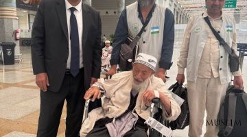 100 «президентских паломников» из Узбекистана завершили Хадж и вылетели на родину