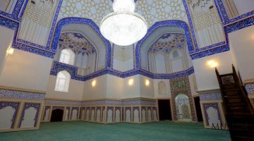 Sakinat, ixlos, taqvo va ilm mujassam madrasa