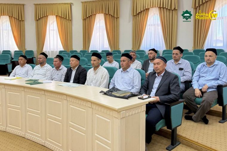 Имомлар учун навбатдаги қироат машғулотлари бўлиб ўтмоқда