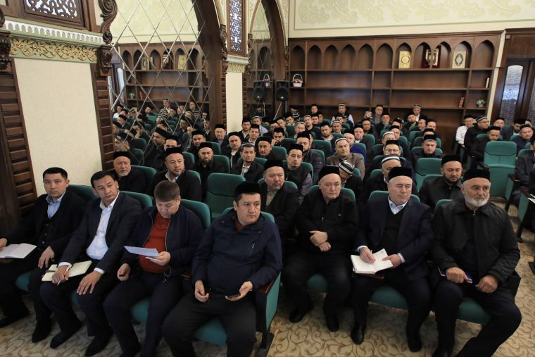 Imomlar faoliyati e’tirof etildi