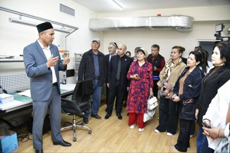 Для представителей СМИ Навоийской области была организована поездка в комплекс Имама Бухари