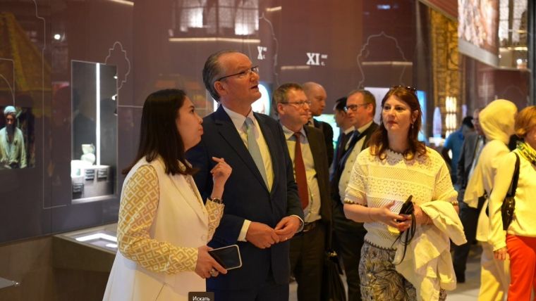 «Приезжайте и посмотрите»: немецкий чиновник, посетивший музеи мира, призвал всех отправиться в путешествие в Узбекистан