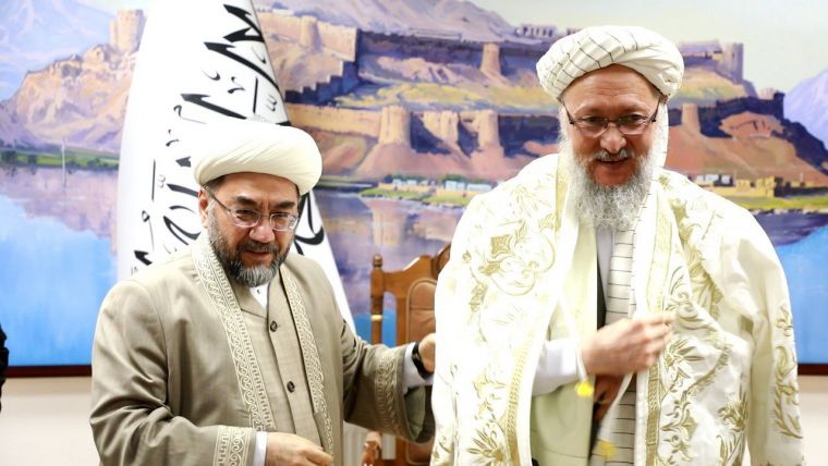 يعقد علماء أوزبكستان الاجتماعات الفعالة في أفغانستان