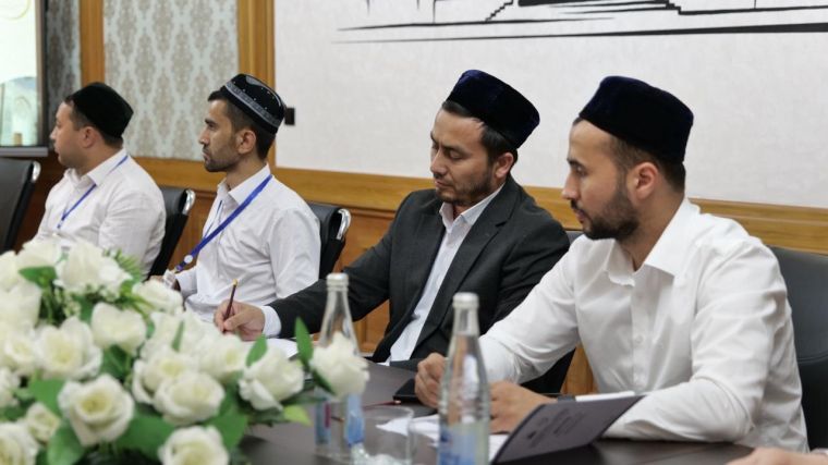 Oliy madrasada respublika anjumani o‘tkazildi