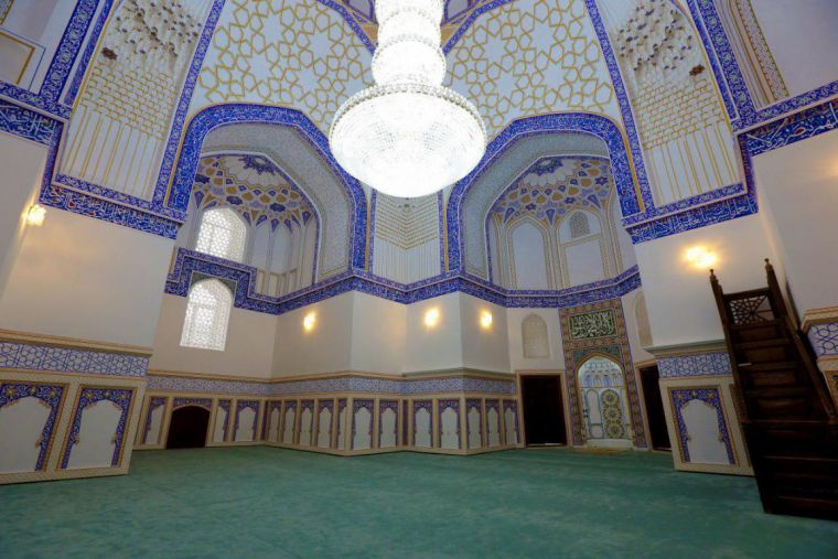 Sakinat, ixlos, taqvo va ilm mujassam madrasa