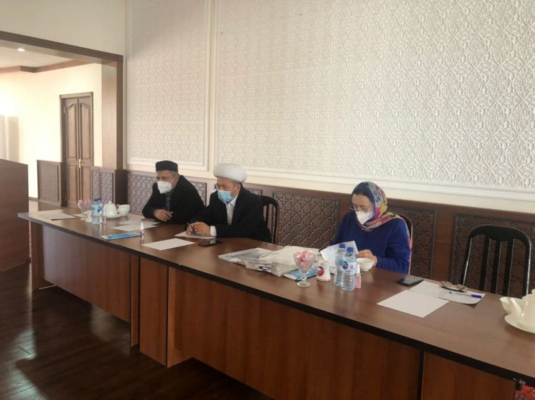 Отинойилар билим ва малакаси синовдан ўтказилди