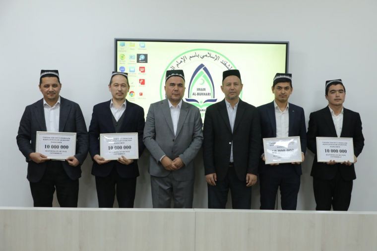 Илм йўлидаги ёшларга эътибор ва эътироф