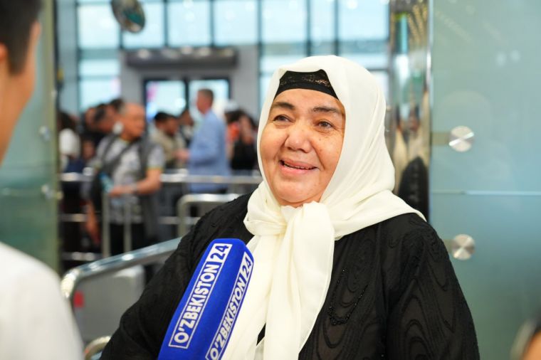 HOJILARNING ILK GURUHLARI ONA DIYORIMIZGA YETIB KЕLDI (FOTOLAVHA)