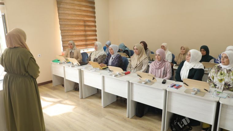 Имом ва отинойилар учун навбатдаги қироат дарслари бошланди