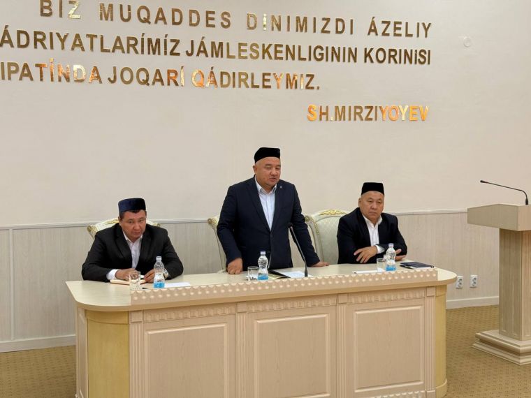 Qoziyotda hisobot yig‘ilishi