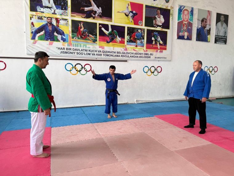 Qashqadaryoda diniy soha xodimlari o‘rtasida milliy kurash musobaqalari boshlandi