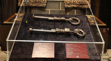 Ключи от двери Каабы в Узбекистане!