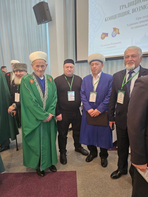 عقد في أستراخان بالاتحاد الروسي المؤتمر العلمي والديني الدولي الأول حول الموضوع 