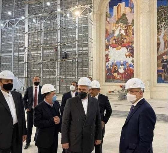 Эрон ташқи ишлар вазири Ислом цивилизацияси марказида бўлди