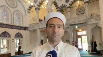 Тысячи японцев приходят в мечеть Токио из интереса к исламу