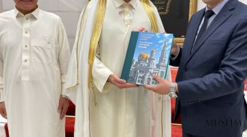 Муфтий Дамир Мухетдинов посетил крупнейшую мечеть Африки в Алжире