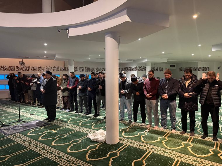 Варшава “Марказий” масжидига ташриф