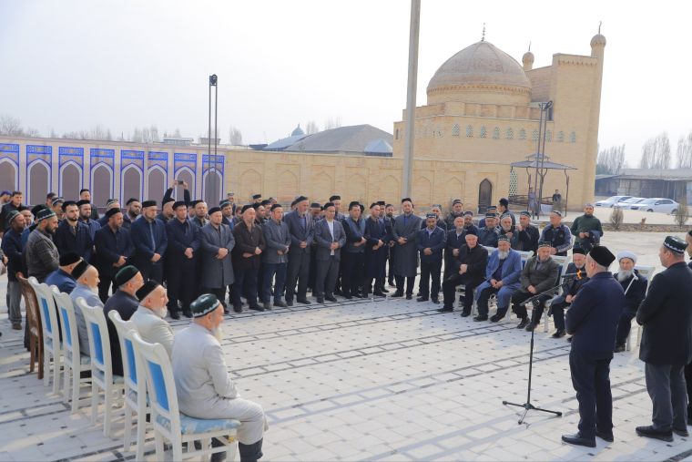 Diniy soha xodimlari “Yashil makon” loyihasida faol qatnashmoqda