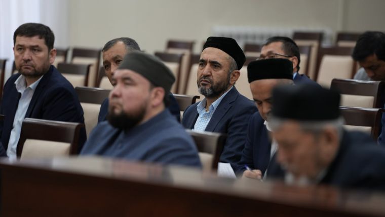 عقد إجتماع مجلس العلماء