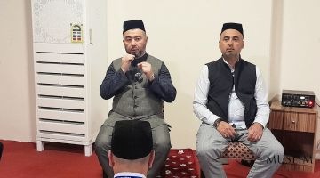 Hojilarimiz ma'rifiy suhbatlardan mamnun bo'lmoqda