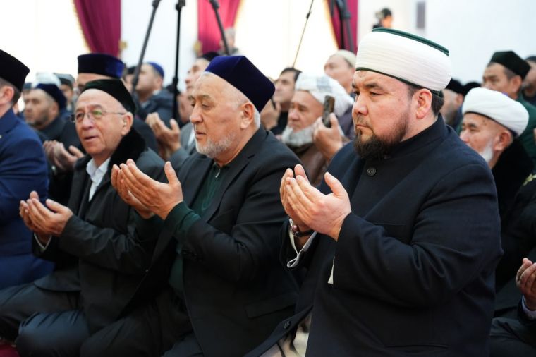 Жиззахда қайта бунёд этилган масжид фойдаланишга топширилди