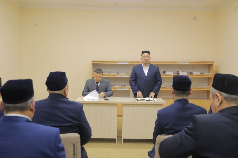 Қорақалпоғистонда диний соҳа вакиллари билан муҳим учрашув ўтказилди 