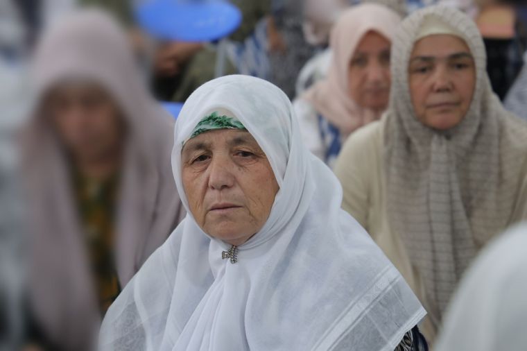 Ҳаж – 2025: Аёл зиёратчиларга ибодат ва тиббий масалалар бўйича маслаҳатлар берилди