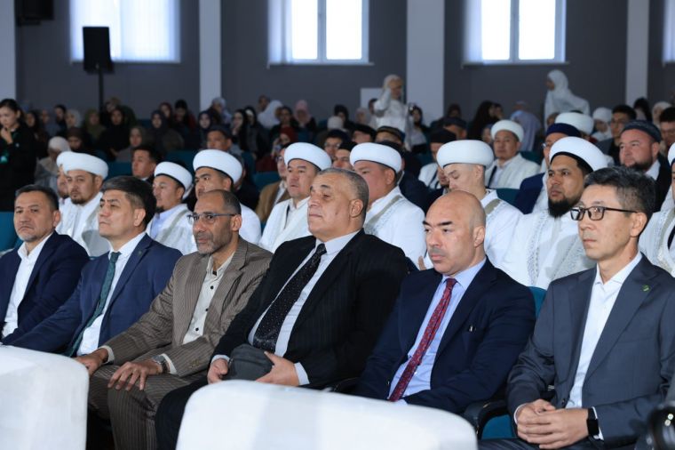 Qozog‘istonda ilmiy anjuman va o‘zbek yoshlari bilan samimiy muloqot